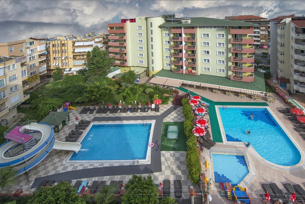 Riviera Apart Alanya Buitenkant foto